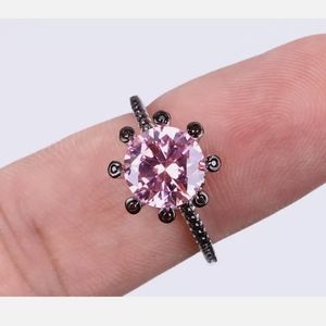 3k pink Topaz Amethyst & onyx princess ring sz8